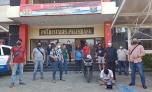 Polisi Bekuk Pelaku Jambret Kalung Emas IRT