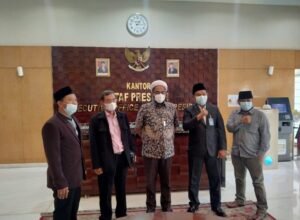 Bawa Sejumlah Aspirasi, Kades Suban Jeriji Nekat ke Istana Presiden