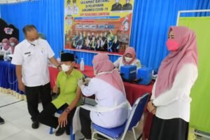 Siswa SMA Sederajat di Muba Jalani Vaksinasi COVID-19