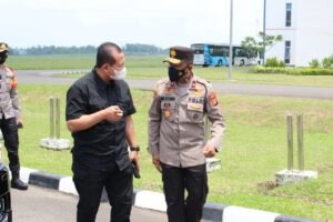 Wakapolda Sumsel Sambut Kedatangan Kapolda Sumsel Irjen Pol Toni Hermanto