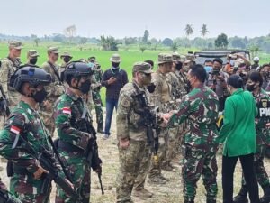 Prajurit TNI dan US Army Latihan Bersama di Kota Martapura