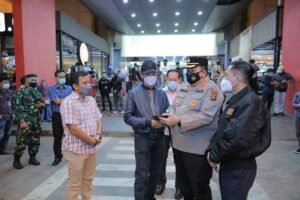 Walikota Palembang Sosialisasi PPKM di PTC