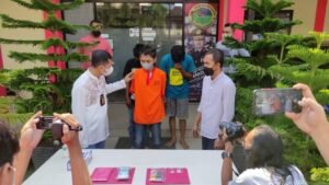 Polisi Tangkap Ayah dan Anak Pengedar Sabu