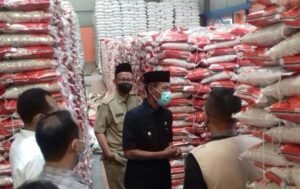 PPKM Mikro, Pemkab OKI Salurkan Beras untuk 35.877 KPM PKH
