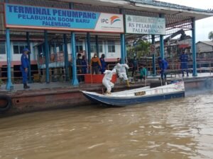 Kesigapan Ditpolairud Polda Sumsel Terhadap Korban Covid-19