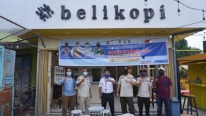 Waspadai Tempat Makan jadi Klaster baru Corona