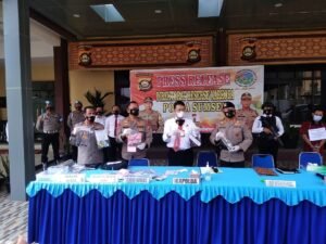 Polda Sumsel, Amankan IRT dengan Kasus Home Industri Pil Ekstasi