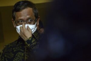 Mahfud Ajak Ulama Sosialisasi Tes Swab Cegah Penyebaran Covid-19