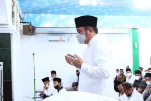 Peduli Korban Banjir, Herman Deru Kirim Logistik