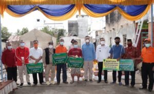 Beni Hernedi Salurkan Bantuan untuk Korban Kebakaran di Kecamatan Lalan
