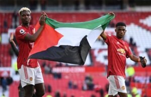 Pogba dan Diallo Bawa Bendera Palestina, Ini Sikap Solskjaer