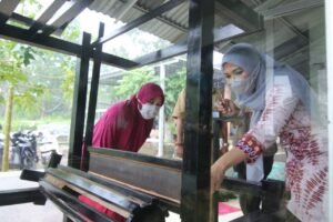 Kerajinan Lidi Nipah Babel Berkembang Pesat