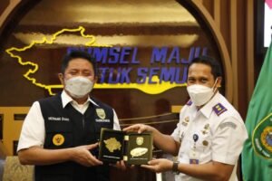 Herman Deru Minta Pengelola LRT Berinovasi untuk Jawab Ekspektasi Masyarakat