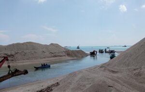 Nelayan Bangka Ngadu ke Gubernur Terkait Pendangkalan Muara Jelitik