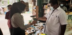 Dear Pedagang, Jangan Curang Menggunakan Timbangan