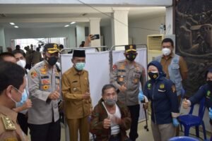 OKI Kebut Vaksinasi Guru dan Lansia