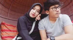 Sidang Cerai Ririe Fairus dan Ayus Sabyan Bakal Diputus Verstek?