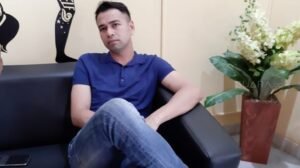 Raffi Ahmad Malas Syuting dengan Artis Inisial AT, Ayu Ting Ting?