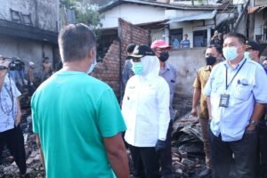 Kunjungi Korban Kebakaran, Fitri Ingatkan Warga Agar Lebih Berhati-hati