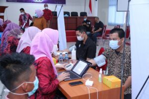 142 PNS dan Non PNS Diskominfo Kota Palembang Vaksinasi Tahap Dua