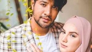 Ammar Zoni dan Irish Bella Rayakan Ultah Pernikahan di Gang Kecil