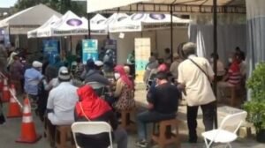 Bagaimana Jika Lansia Kesulitan Mendaftar Vaksinasi?