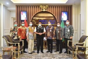 HD Inginkan BSI Proaktif Edukasi Masyarakat Terkait Manfaat Ekonomi Kerakyatan Syariah&nbsp;