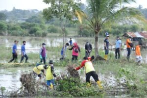 Pemkot Palembang Lakukan Pembersihan di Kawasan Pulau Kemaro