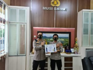 Polres Mura Raih Penghargaan Terbaik Pertama Laporan Keuangan