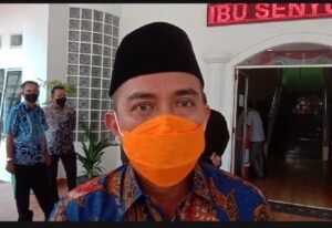 Molen Terima Permintaan Maaf Tiga Waria Joget Tak Senonoh di Tugu Titik Nol