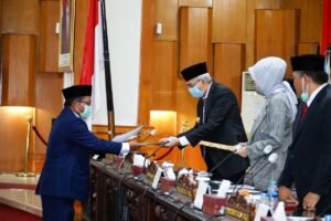 Empat Raperda Usulan Pemprov Sumsel Disahkan