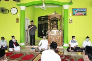 Herman Deru Ajak Jamaah Masjid Jaga Silaturahmi