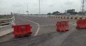 Tol Kramasan Masih Tutup, Pengguna Jalan Tertipu dan Kecewa