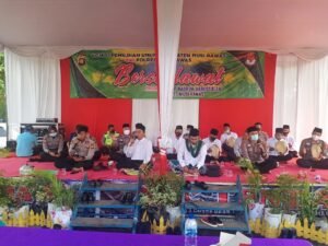 Lagu-lagu Religi Tim Hadroh Dinginkan Suasana Pleno KPU Musirawas