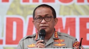Polisi Ultimatum 5 Tersangka Pengikut HRS: Serahkan Diri atau Ditangkap!