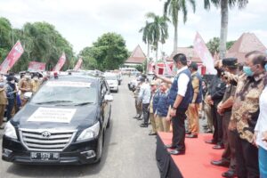 Herman Deru Resmi Hadirkan Satu Ambulan Satu Desa untuk 3500 Desa/Kelurahan se Sumsel