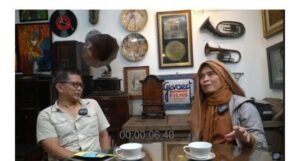 Neno: Sebentar Lagi Namanya Muhammad Rocky Gerung, Rocky Gerung Mualaf?