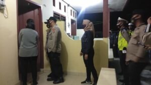 Belasan Pasang Remaja Terjaring Razia di Sejumlah Penginapan
