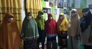 Emak-Emak di Muara Beliti Lantunkan Pantun Kemenangan untuk H2G-Mulyana