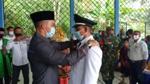 Camat Rambang Niru Lantik Kepala Desa Gerinam