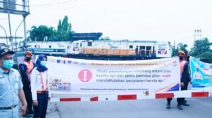 Cegah Kecelakaan di Perlintasan Kereta, Ini Langkah PT KAI