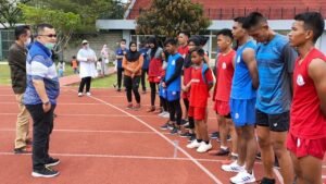 Ketum KONI Sumsel Tinjau Tes Fisik Atlet Muaythai Sumsel