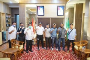 Temui Gubernur, Gerakan Pemuda Kerakyatan Sampaikan Aspirasi Masyarakat