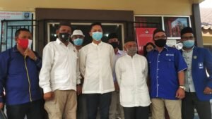 Pasangan ‘Beradab’ Daftarkan Diri ke KPU Bangka Selatan