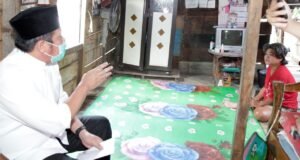 Dihampiri Gubernur Sumsel, Penderita Stroke Ini Berurai Air Mata