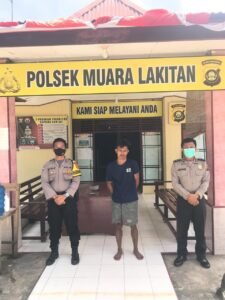 Panen Sawit Tetangga, Warga Musi Rawas Dijebloskan ke Penjara