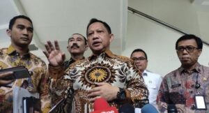 Mahfud MD Jabat Mendagri Sementara, Tito Karnavian ke Mana?