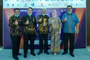 Gubernur Sumsel Dinobatkan Sebagai Top Pembina BUMD Awards 2020