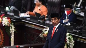 Sebut Covid-19 Biang Kerok Krisis, Jokowi Minta Semua Berbenah