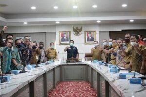 Herman Deru Ingin Seluruh Desa di Sumsel Teraliri Jaringan Internet
